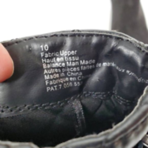 Express Womens Ankle Booties Black Buckle Side Zipper Almond Toe Quilted 10 - Picture 9 of 10